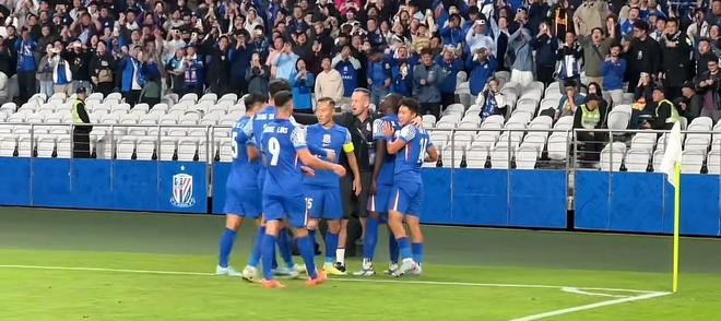 沪媒：申花在亚冠没有患得患失，完胜首尔长中超球队志气